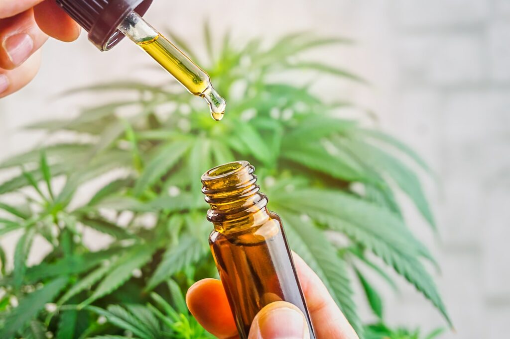 Cbd cannabis oil, eye dropper dosing marijuana oil